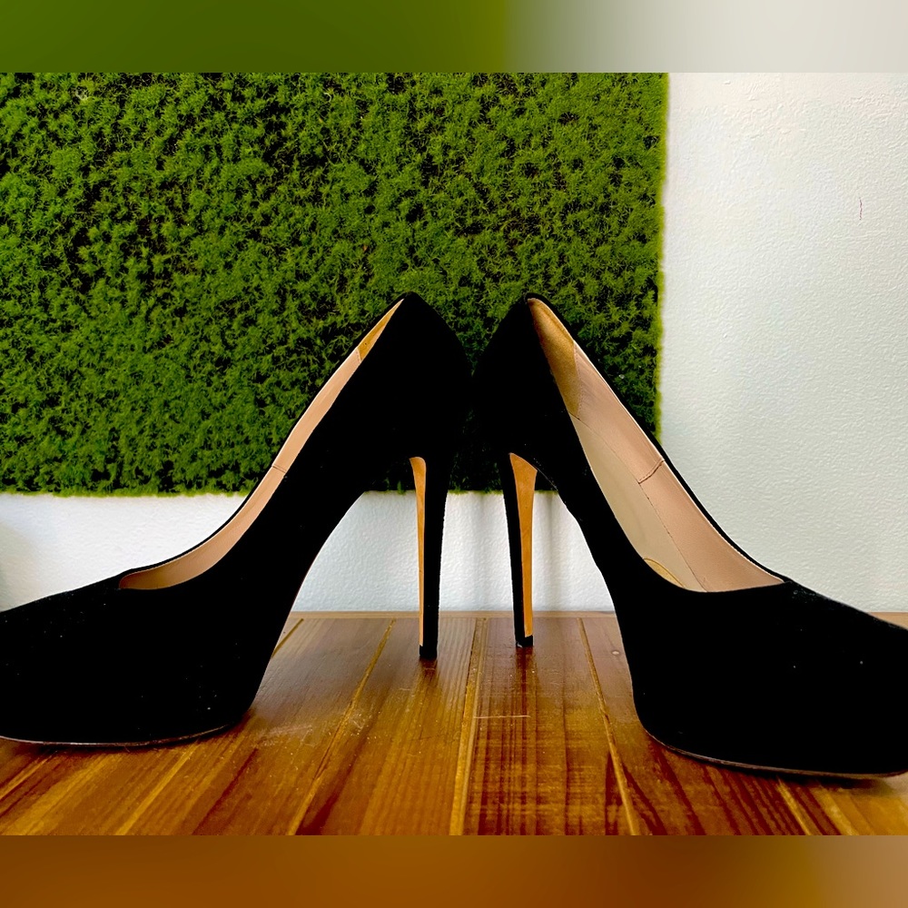 Black, suede, power heels